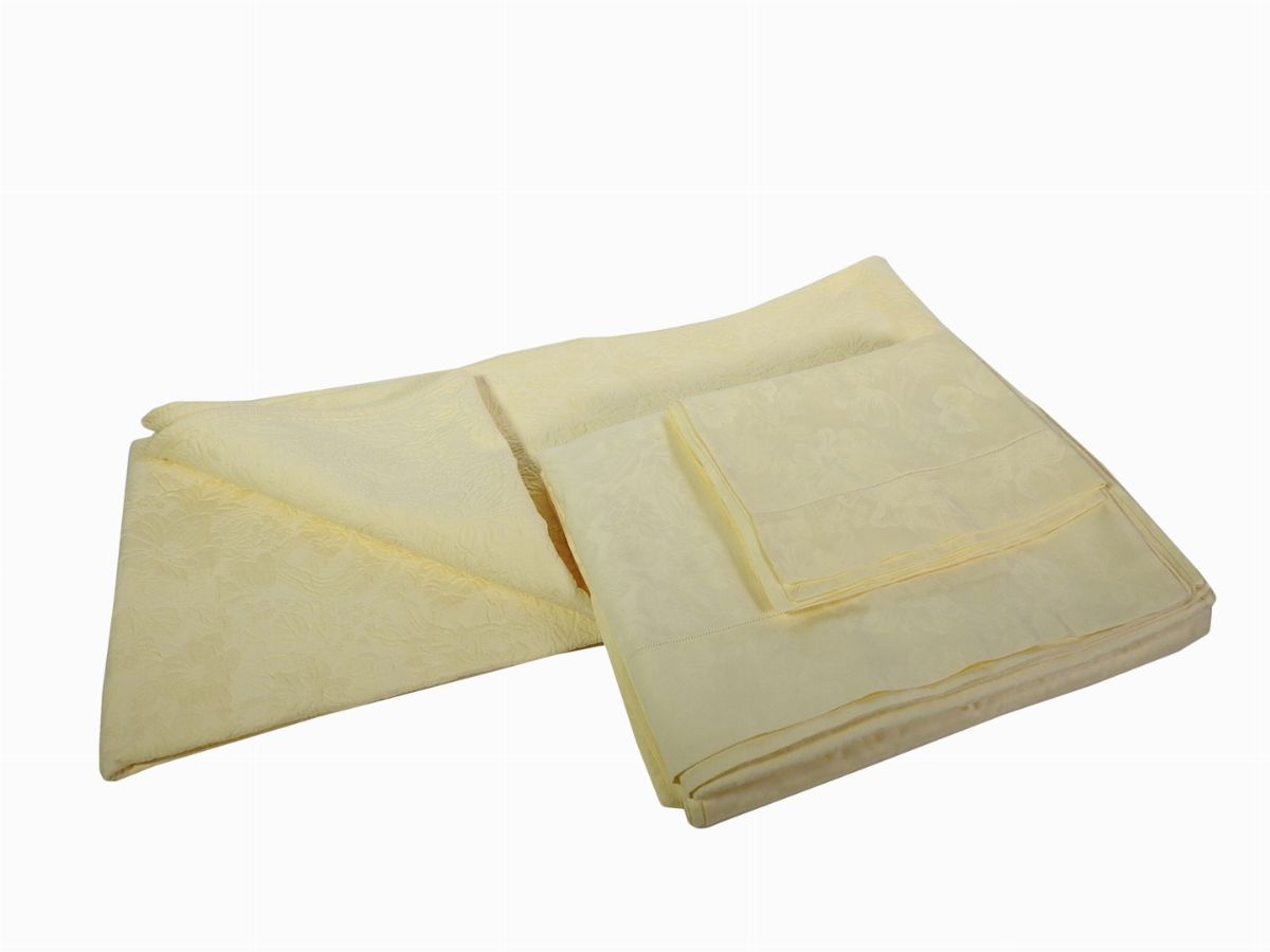Set per Letto Ad una Piazza e Mezzo in Cotone Damascato Giallo