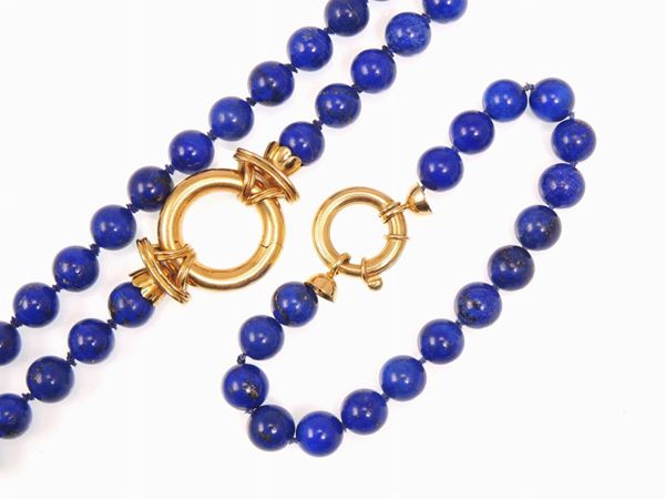 Demi parure of lapis lazuli necklace and bracelet with yellow and white gold clasps