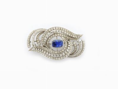Spilla in Oro Bianco con Diamanti e Zaffiro Naturale