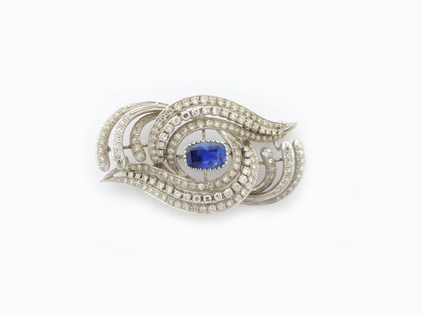 White gold brooch with diamonds and natural sapphire  - Auction Fine Jewels and Watches  - I - Maison Bibelot - Casa d'Aste Firenze - Milano