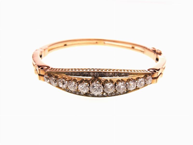 Bracciale Rigido in Oro Giallo 585/1000 con Diamanti
