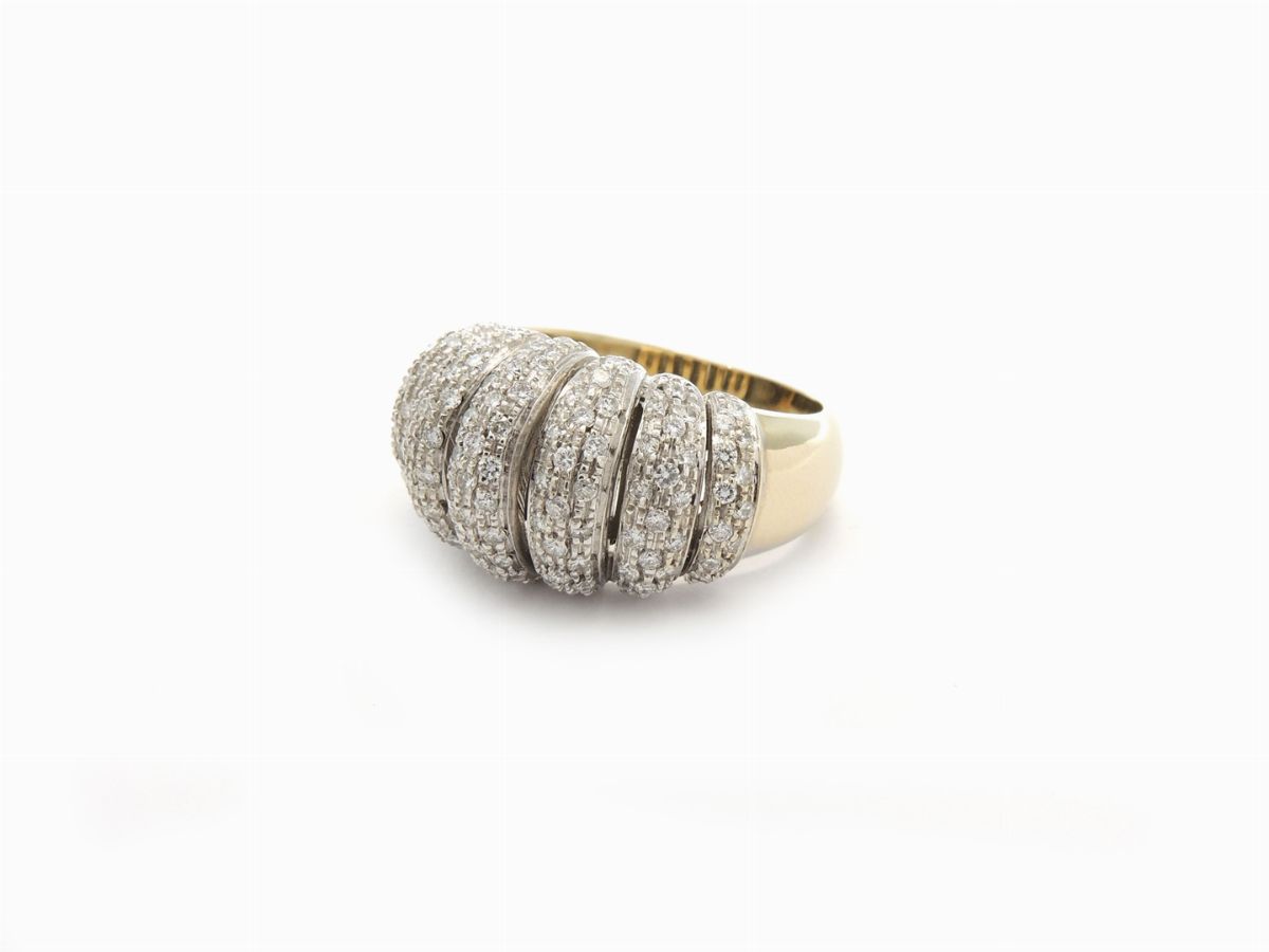 Anello in Oro Bianco e Diamanti