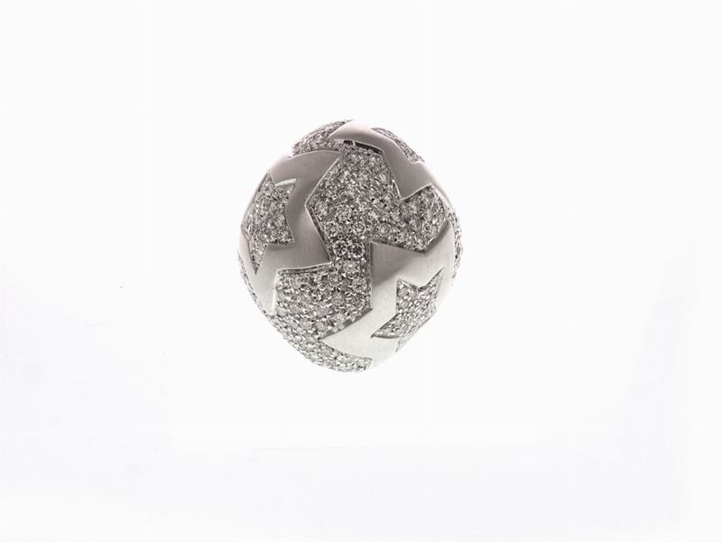 Anello Musone in Oro Bianco con Diamanti