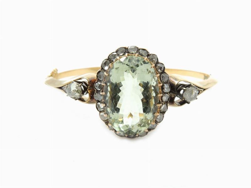 Bracciale Rigido in Oro Giallo e Argento con Diamanti e Quarzo Verde