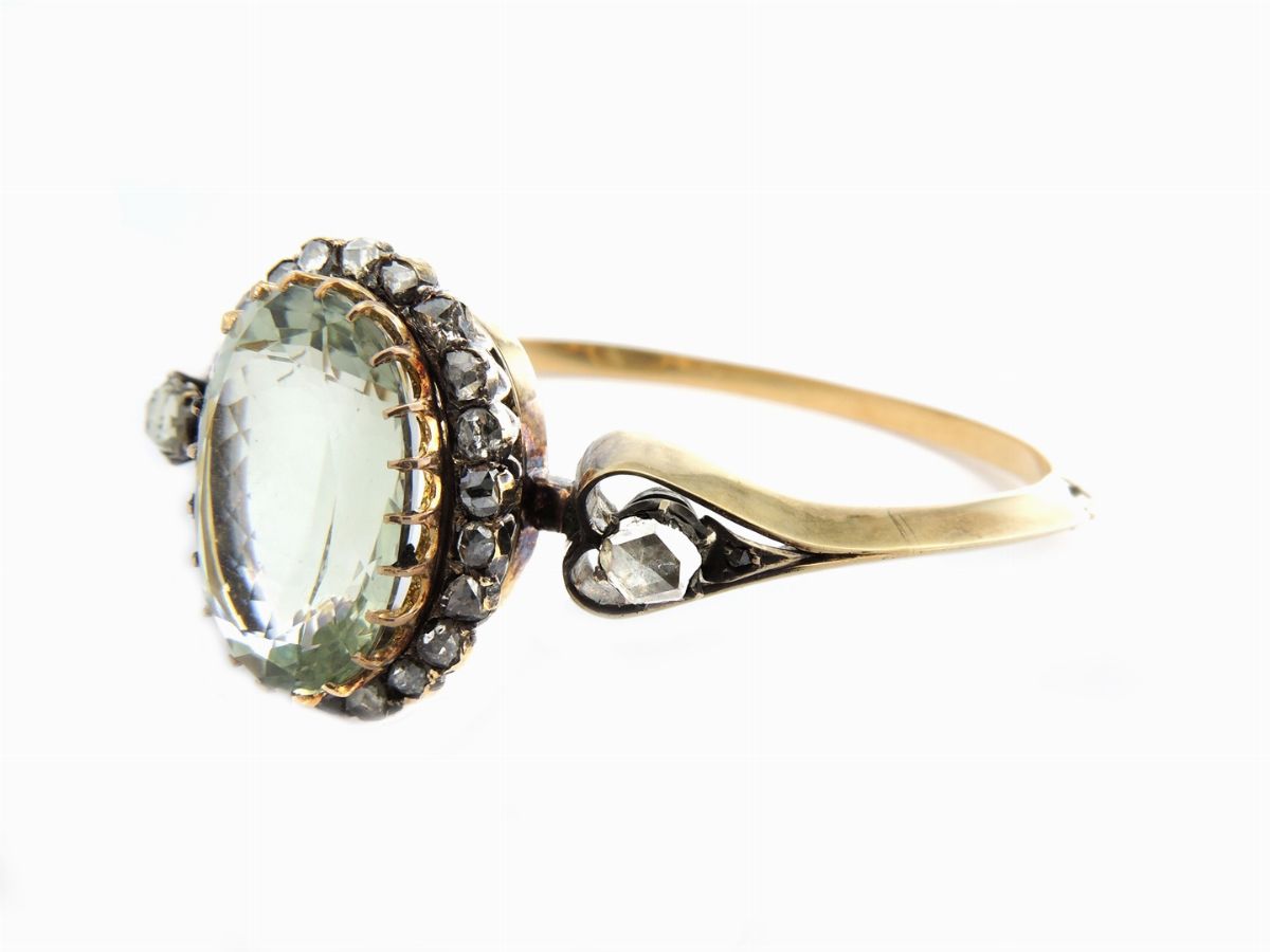 Bracciale Rigido in Oro Giallo e Argento con Diamanti e Quarzo Verde