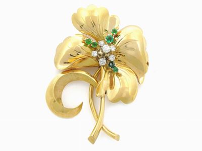 Spilla in Oro Giallo con Diamanti e Smeraldi