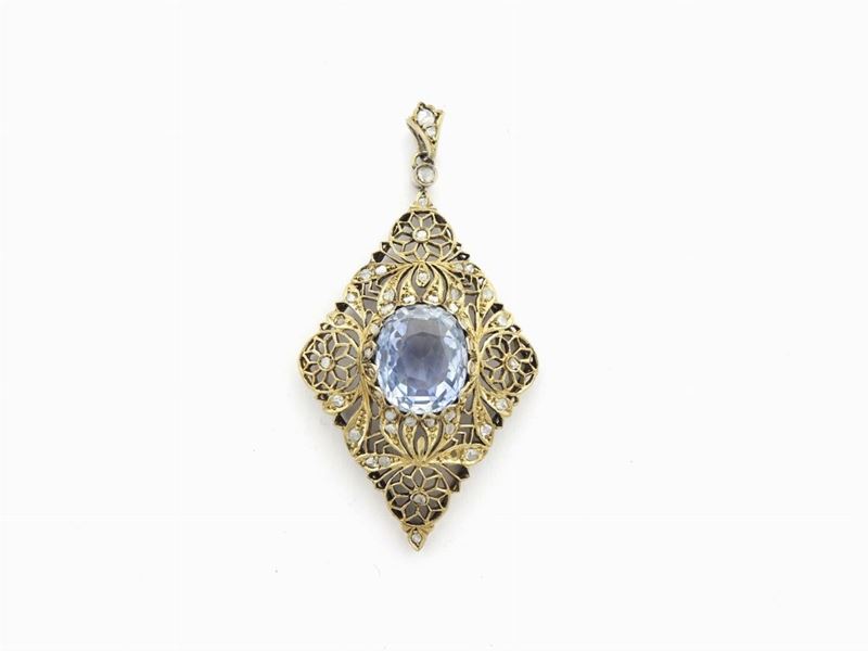 Pendente in Oro Bianco, Diamanti e Zaffiro
