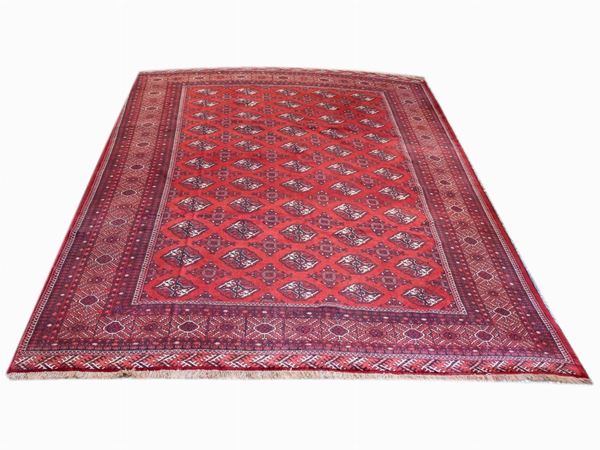 A Tekkè persian carpet