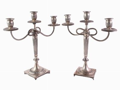 Coppia di Candelabri in Argento
