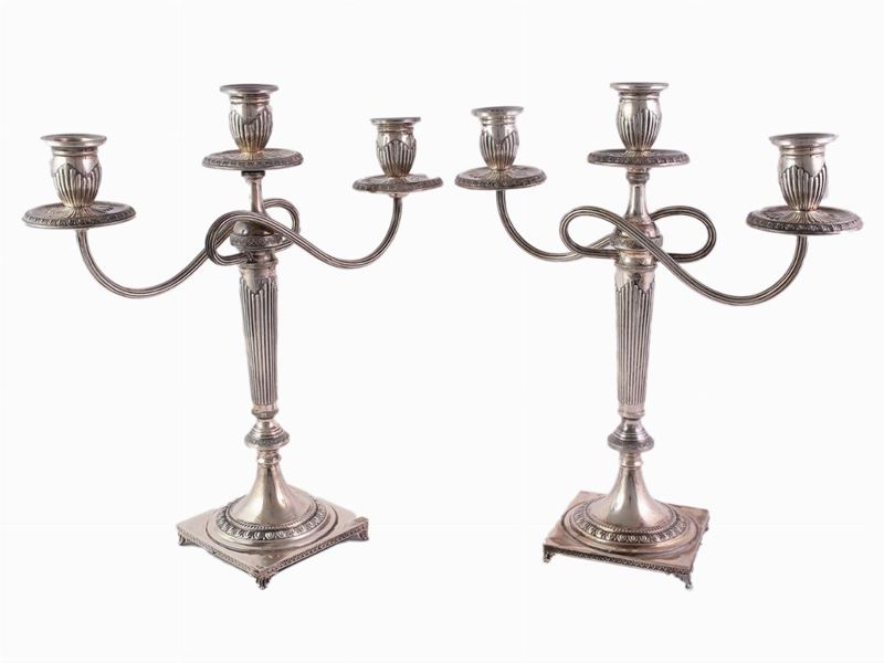 Coppia di Candelabri in Argento