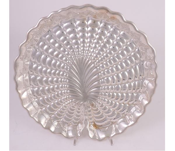 A Gian Maria Buccellati sterling silver waterlily shaped tray