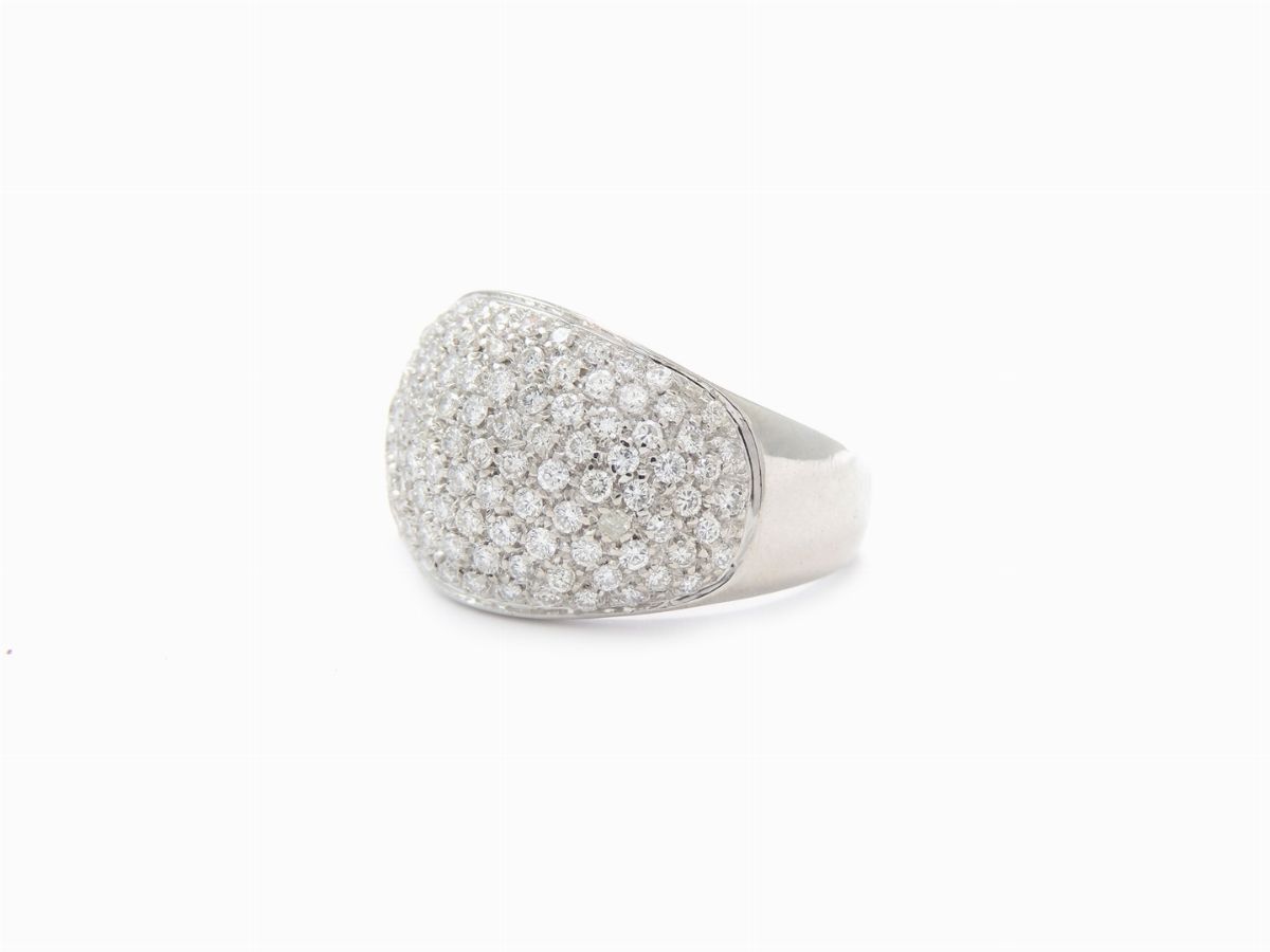 Anello in Oro Bianco con Diamanti
