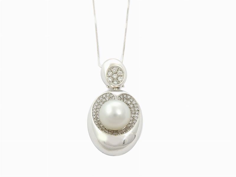 Catenina e Pendente in Oro Bianco, Diamanti e Perla South Sea