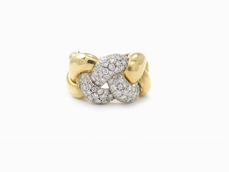 Anello in Oro Giallo e Diamanti