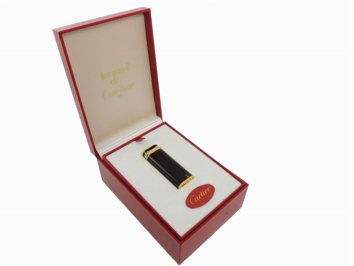 Accendino Cartier Placcato in Oro Giallo e Smalto Nero