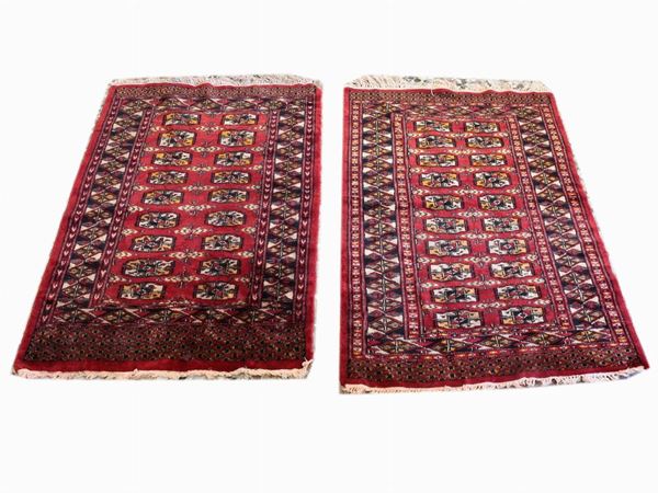 A pair of small Bukara carpets  - Auction Furniture, silverware,  old master paintings and curiosity - Maison Bibelot - Casa d'Aste Firenze - Milano