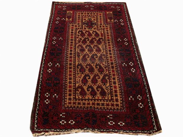 Piccolo tappeto persiano a preghiera di vecchia manifattura