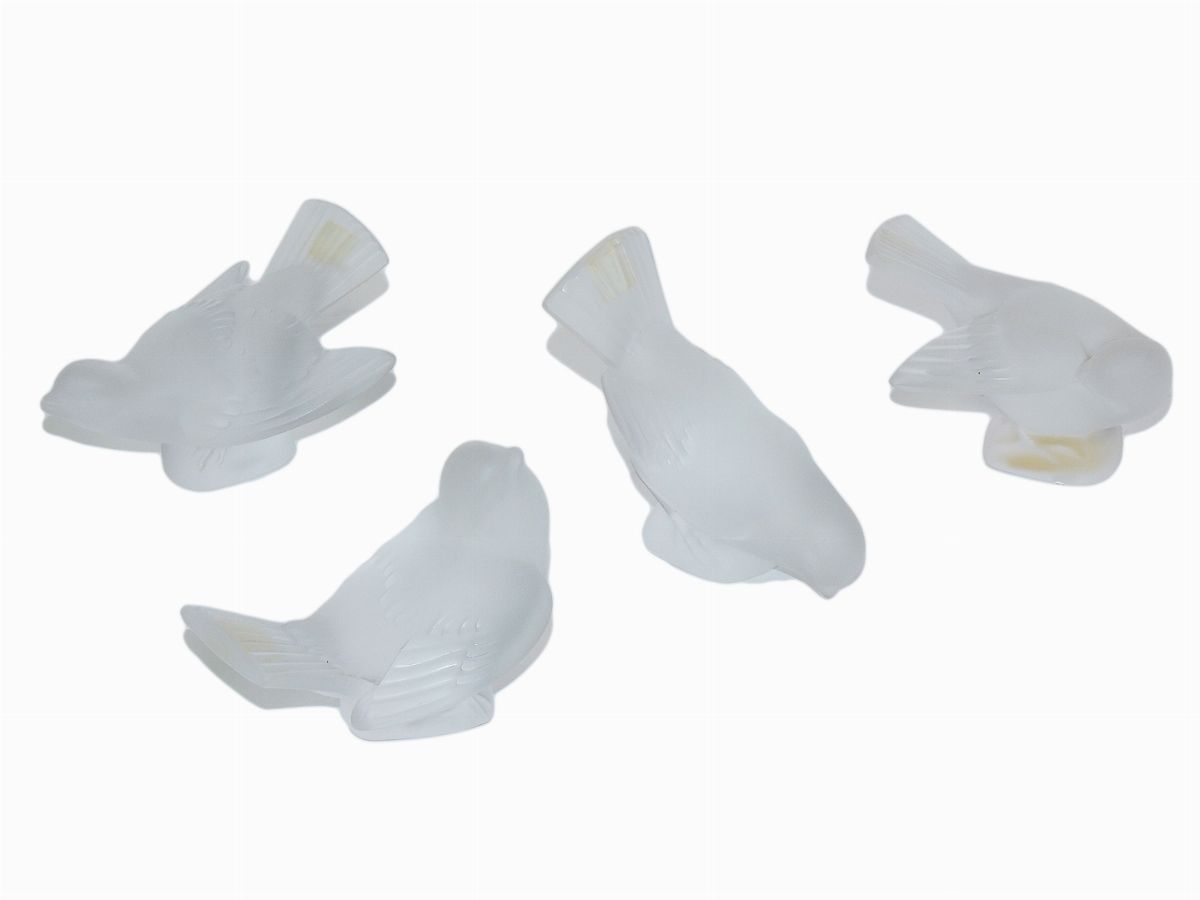 Serie di Quattro Passerotti in Cristallo Lalique