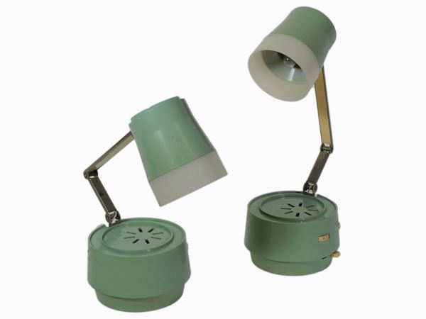 A pair of vintage nigth table lamps with radio