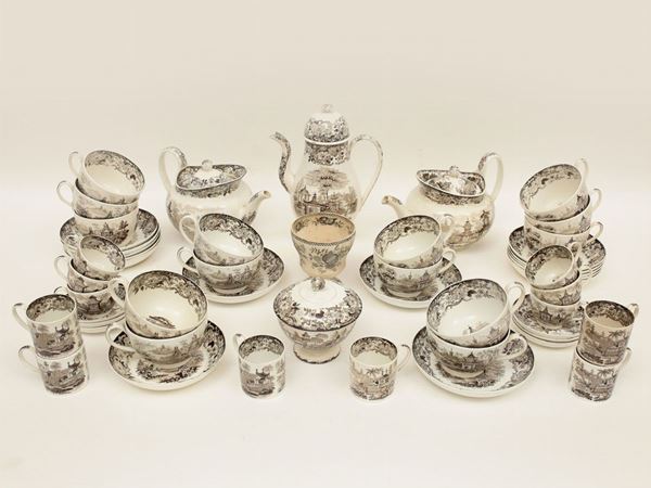 A Wedgwood tea and coffe pottery service  (end of 19th century)  - Auction Furniture, silverware,  old master paintings and curiosity - Maison Bibelot - Casa d'Aste Firenze - Milano