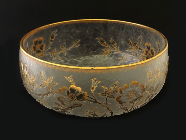 A large Daum crystal bowl