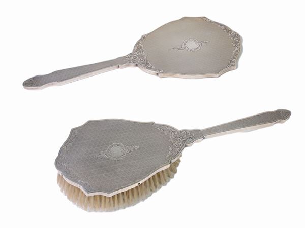 Set da toilette rivestito in argento