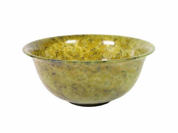 Ciotola in giada nefrite