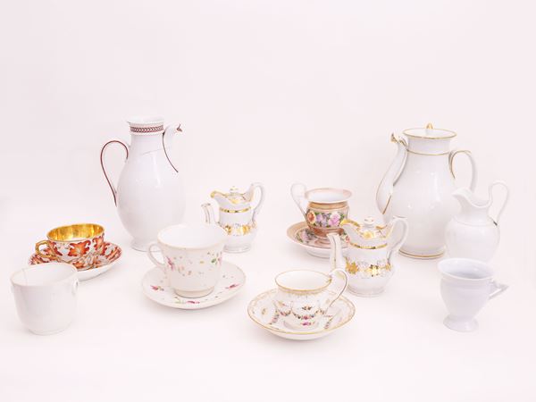A chinaware items lot  (secoond half of 19th century)  - Auction The Collector's House - Villa of the Azaleas in Florence - II - II - Maison Bibelot - Casa d'Aste Firenze - Milano