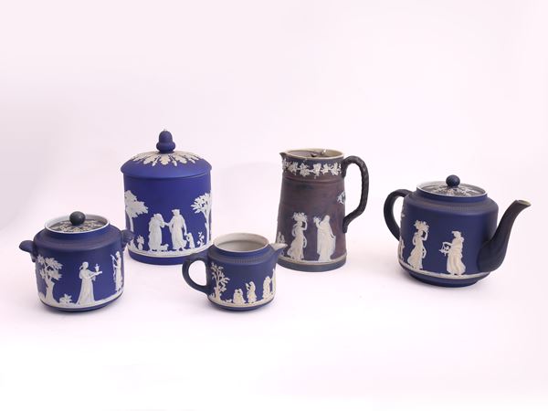 A Wedgwood gres items lot