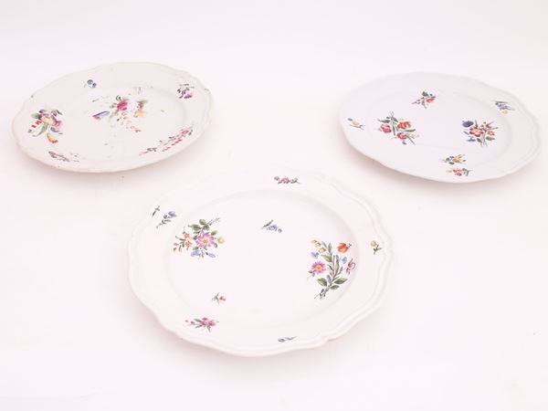 Six Ginori and Vienna china plates