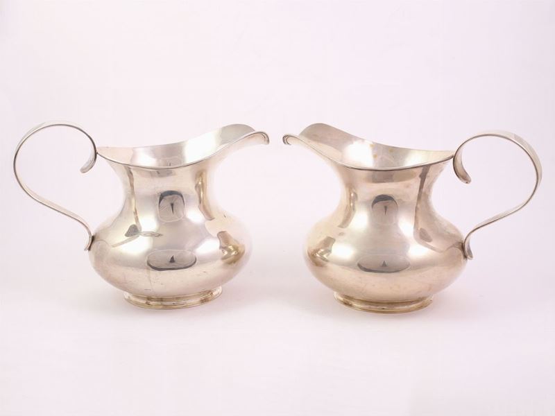 Coppia di Caraffe in Argento