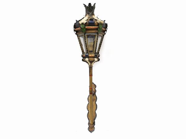 Lanterna veneziana in tole dorata  - Auction Furniture, old master paintings and curiosity from florentine house - Maison Bibelot - Casa d'Aste Firenze - Milano