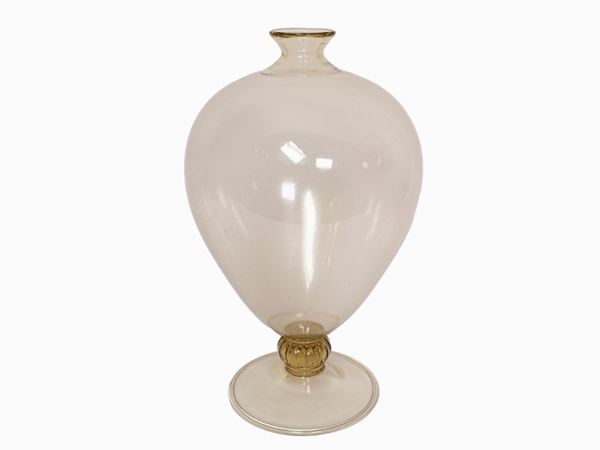 A "Veronese" straw yellow blown vase