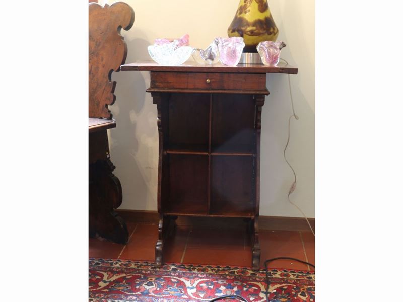 Tavolino Etagere in Noce