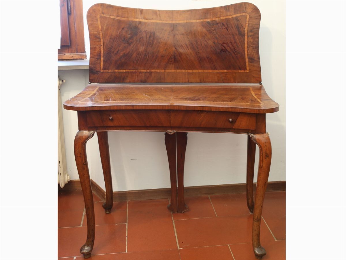 Tavolino da Gioco in Noce