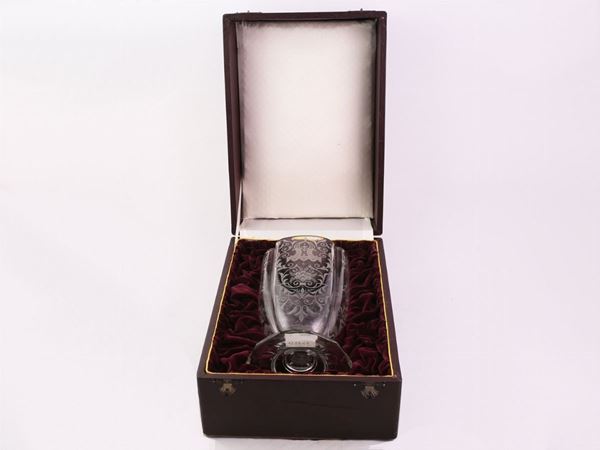 An engraved crystal vase signed by Moser