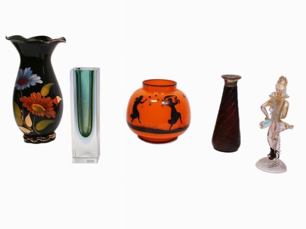 A lot of five pieces  (Europe, 20th century)  - Auction The Collector's House - Villa of the Azaleas in Florence - III - III - Maison Bibelot - Casa d'Aste Firenze - Milano