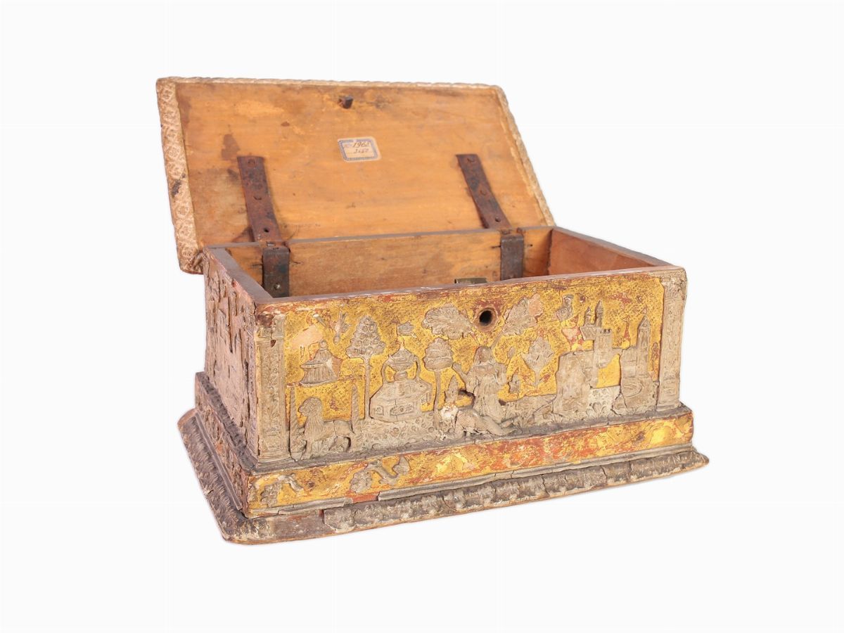 Cofanetto in Legno e Pastiglia Lumeggiato in Oro