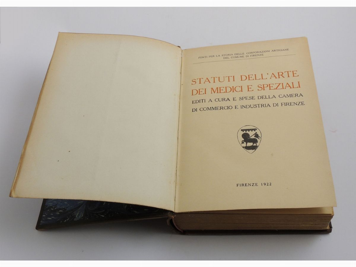 Lotto di Libri sulle Corporazioni Fiorentine
