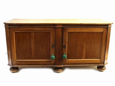 Credenza in Noce