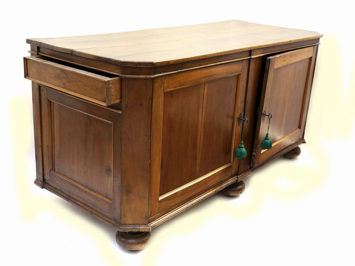 Credenza in Noce