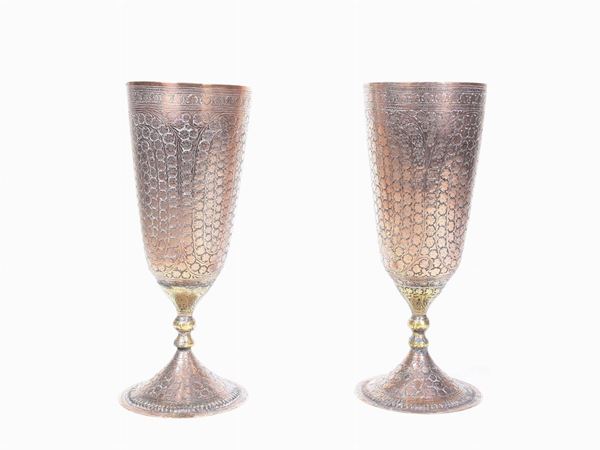 Pair of silvered copper chalices  (Oriental manufacturing)  - Auction Furniture and Paintings from Palazzo al Bosco and from other private property - Maison Bibelot - Casa d'Aste Firenze - Milano