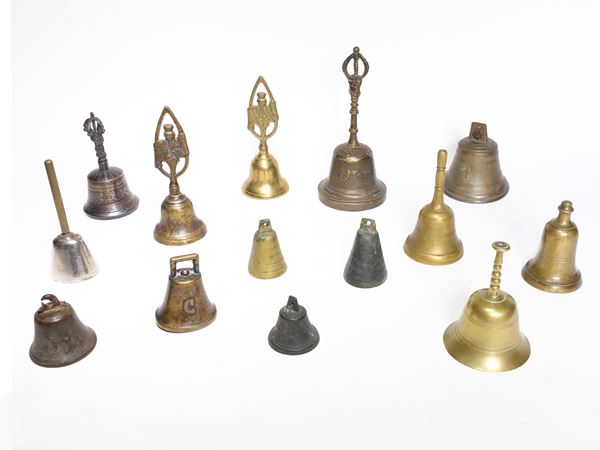 Collection of Bells  - Auction Furniture and Paintings from Palazzo al Bosco and from other private property - Maison Bibelot - Casa d'Aste Firenze - Milano