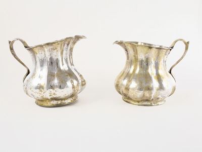 Coppia di Caraffe in Argento
