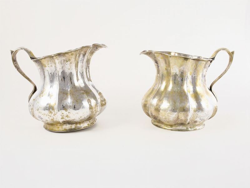 Coppia di Caraffe in Argento