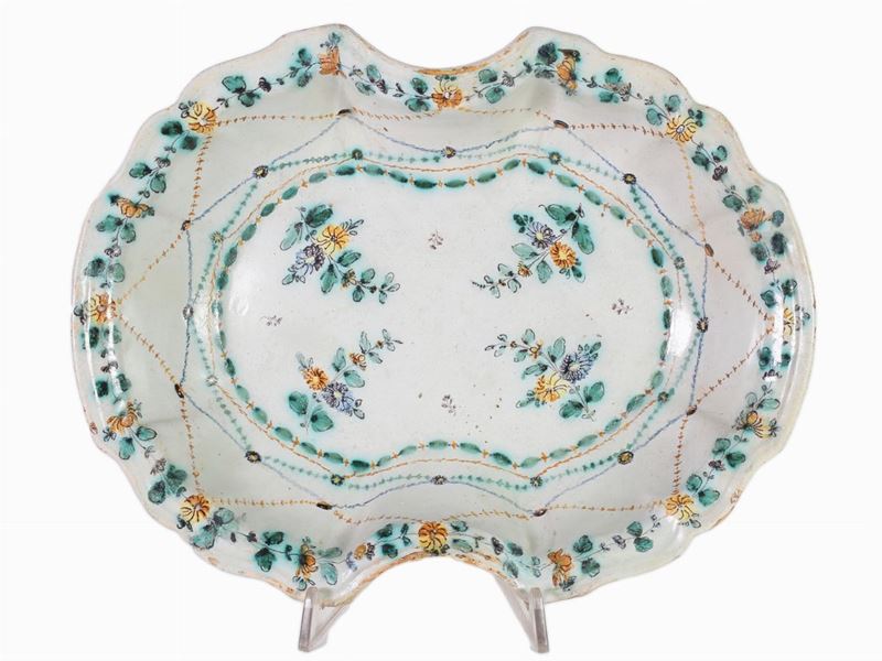 Bacinella in Maiolica, Emilia