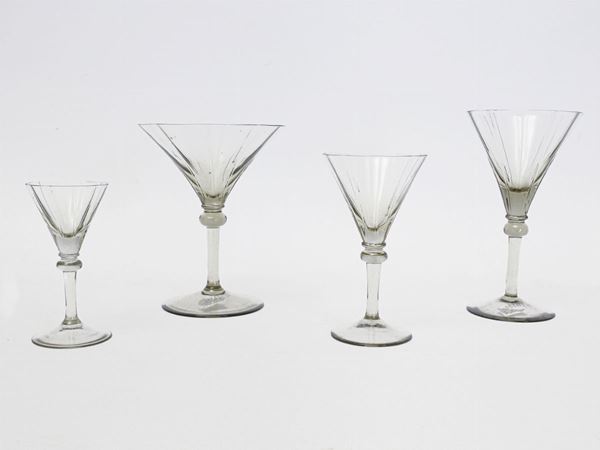 A fumè blown glass glasses service  (Italy, Thirties)  - Auction Furniture, Paintings and Curiosities from Private Collections - Maison Bibelot - Casa d'Aste Firenze - Milano