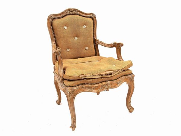 A beech armchair  - Auction Furniture, old master paintings and curiosity from florentine house - Maison Bibelot - Casa d'Aste Firenze - Milano