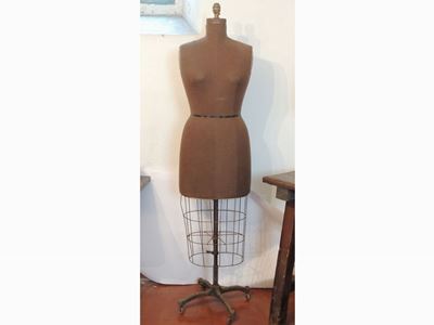 Manichino Sartoriale da Donna in Tessuto, Ferro e Ghisa