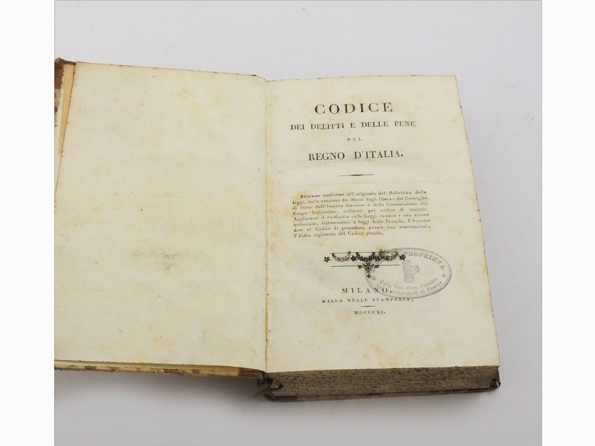 Lotto di Tre Libri di Giurisprudenza: Edizioni del XVII-XIX Secolo